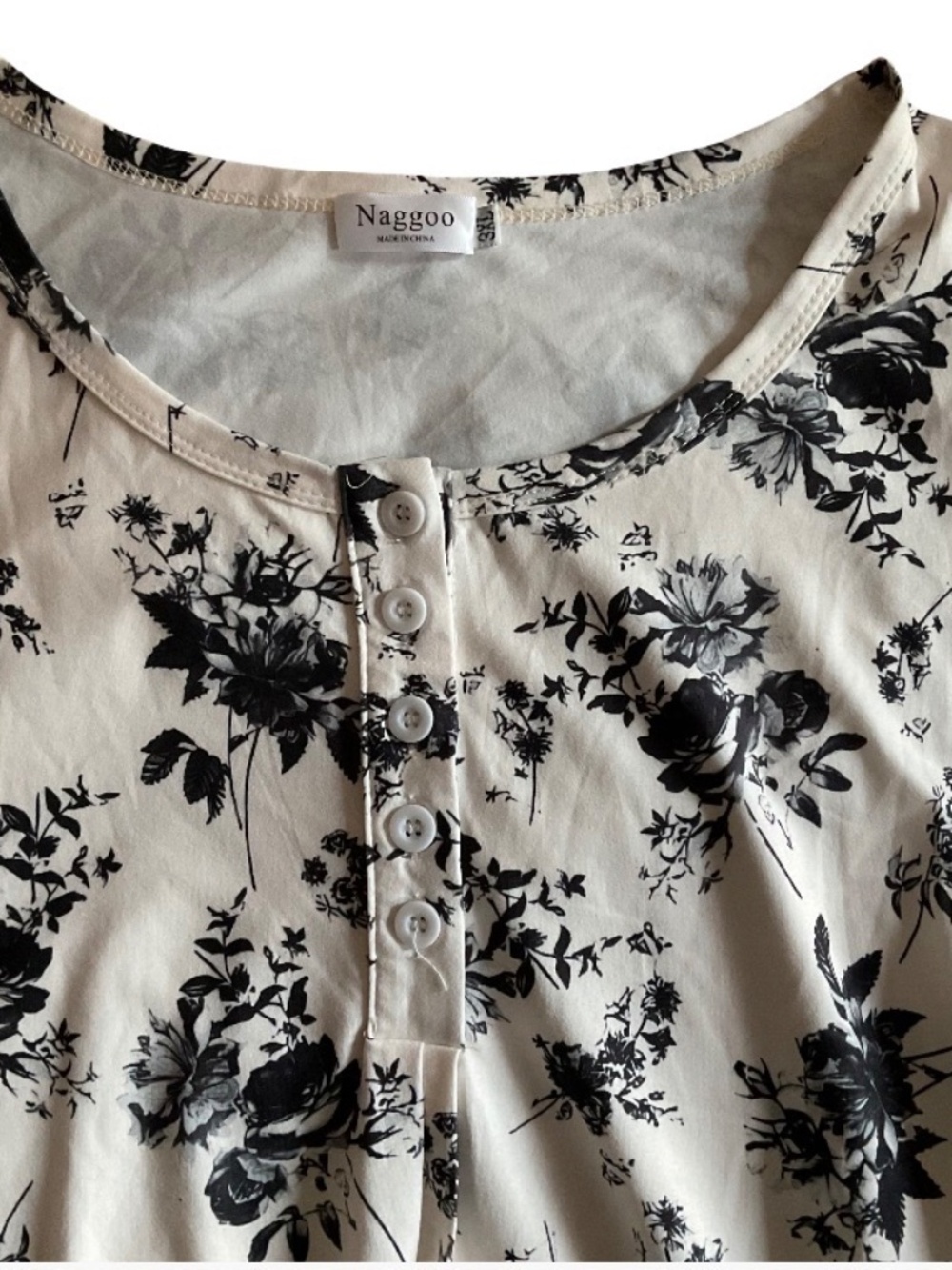 White With Black Floral Print High/Low Tunic NWOT Size 3X - Picture 3 of 3